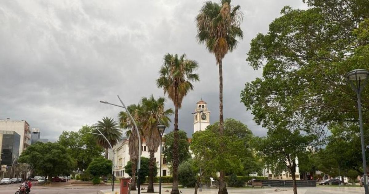 Seguacuten el SMN  se espera  una jornada agradable para la capital santiaguentildea  