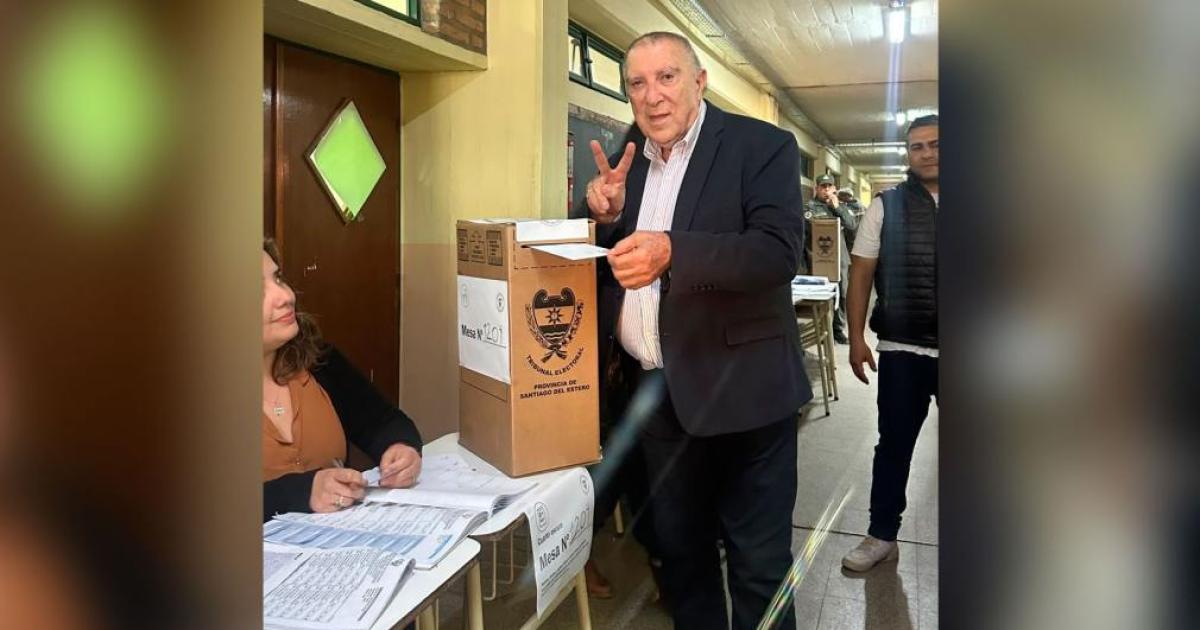 Neacutestor Humberto Salim fue reelecto intendente de Friacuteas