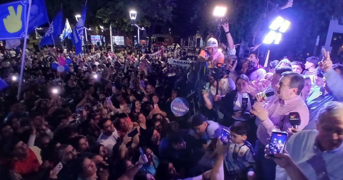Gerardo Zamora acompantildeoacute el triunfo de Llamil Abdala y llamoacute a trabajar por la unidad de La Banda