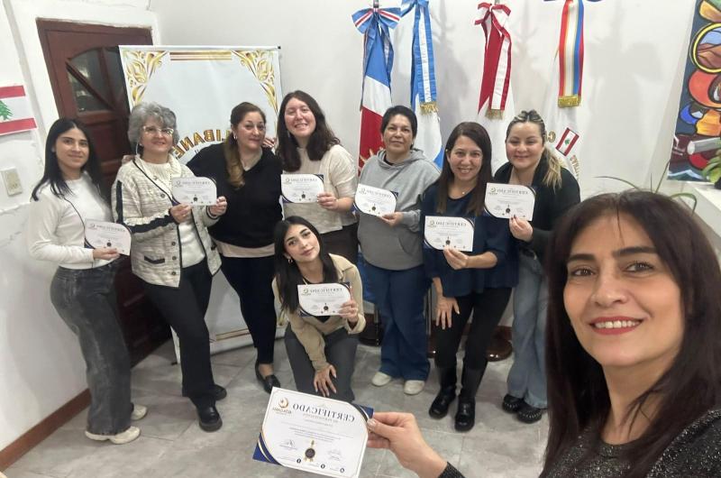 Finalizoacute la 1ordf Charla- Taller de Oratoria en la Casa Libanesa