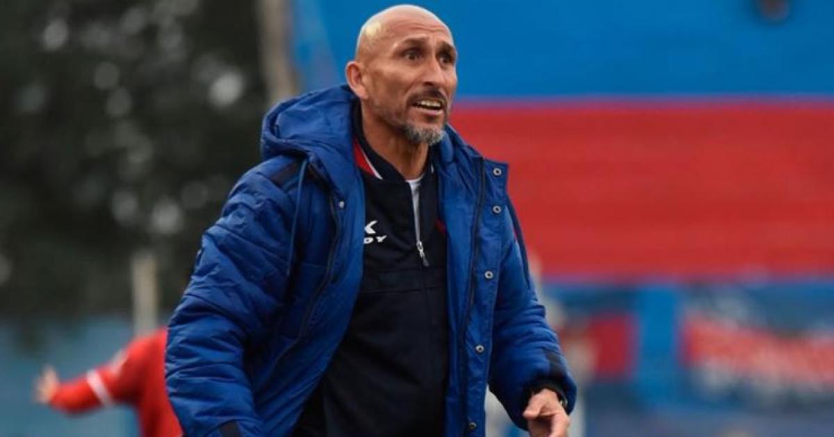 Pablo Guintildeazuacute dejoacute de ser el entrenador de Guumlemes tras una nueva derrota y un presente criacutetico