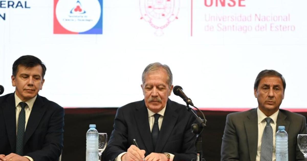 El gobernador Eliacuteas Suaacuterez y la UNSE firmaraacuten hoy un convenio