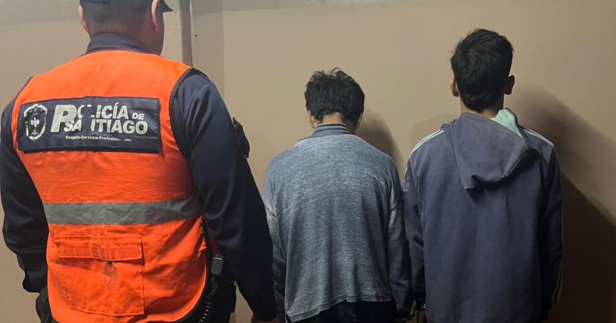 Detuvieron a dos joacutevenes que habiacutean ingresado al predio de una empresa