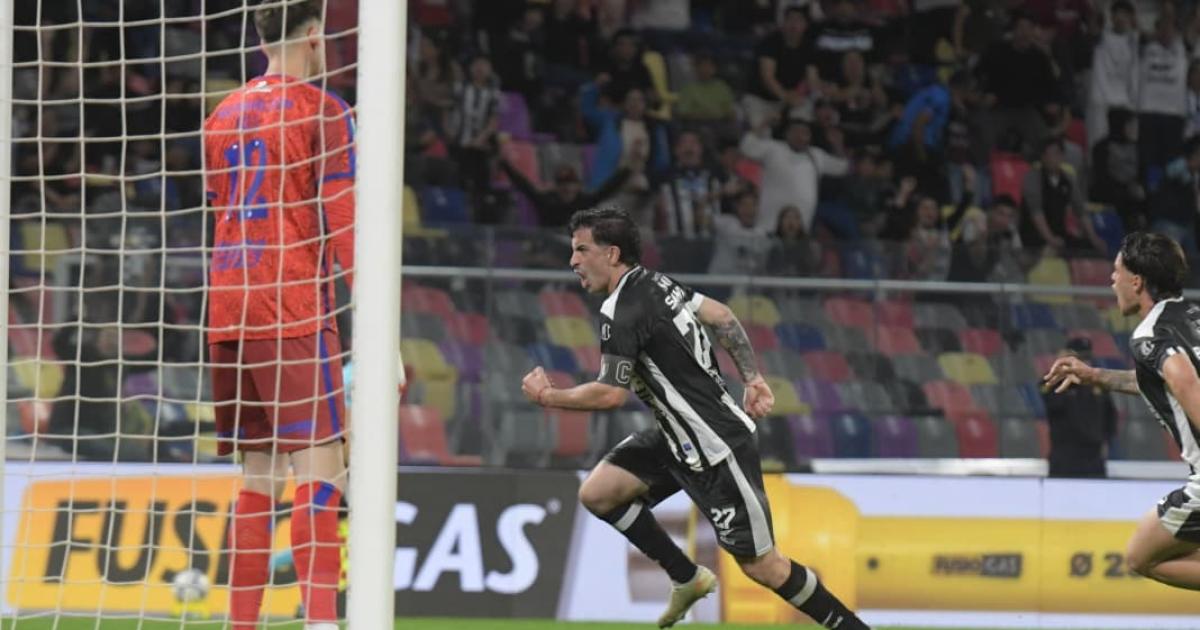 Santos y la adaptacioacuten al sistema de Domiacutenguez 