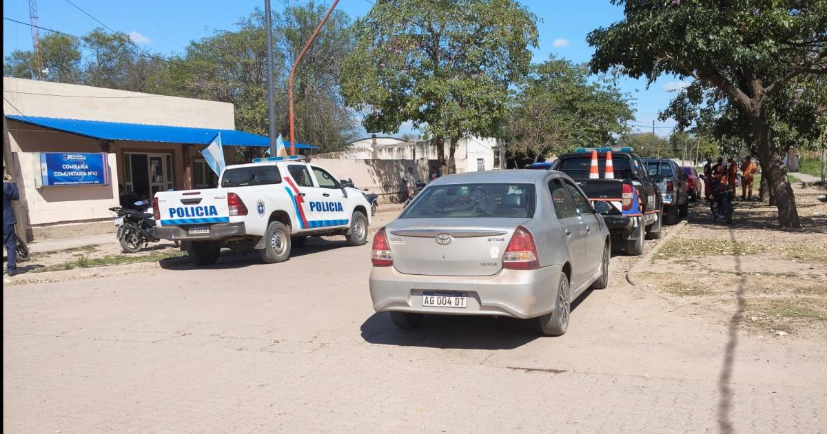 OSCURO AMANECER- Un adolescente de 13 años movilizó a expertos de la policía Su silencio versus teorías de apriete y golpiza El fiscal Gómez tomaba testimoniales que incomodaban anoche