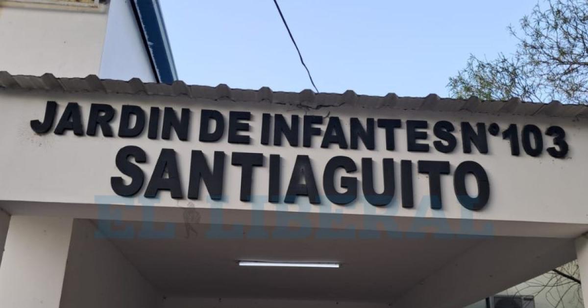 El mismo diacutea roban dos veces en el Jardiacuten Provincial Ndeg 103 Santiaguito