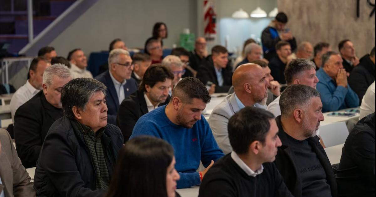 La Liga Profesional analizaraacute el formato de los torneos de Primera Divisioacuten para 2027