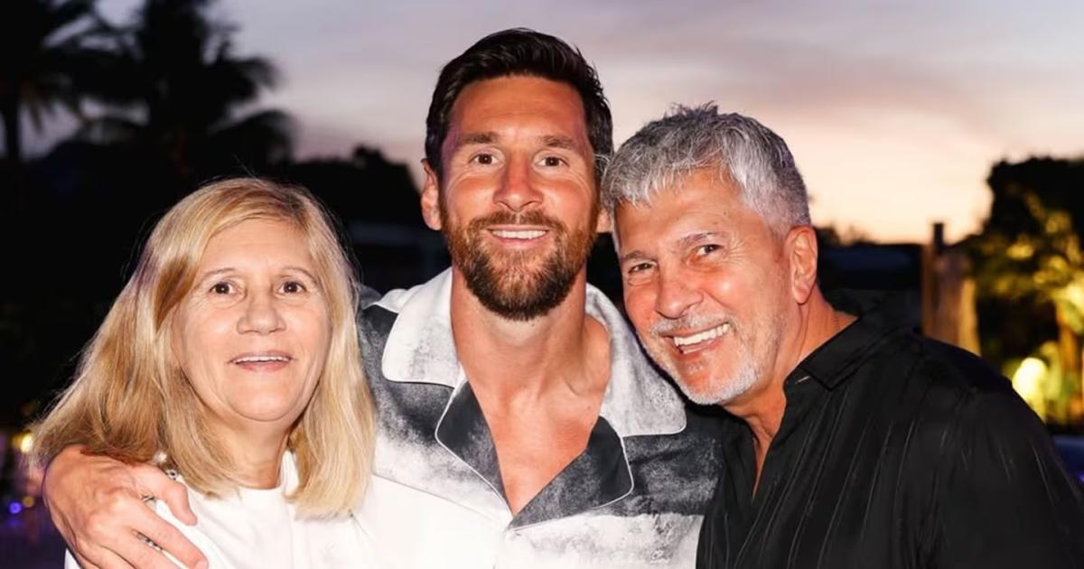 La uacuteltima foto que subioacute Lionel Messi con su papaacute- Abrazo grande