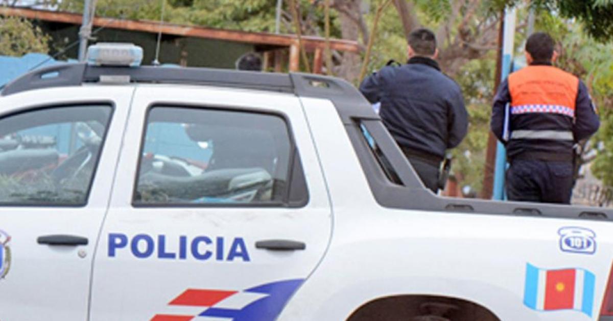 Entroacute por el techo de una verduleriacutea roboacute 800000 y fue detenido horas despueacutes