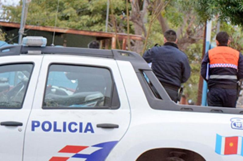 Entroacute por el techo de una verduleriacutea roboacute 800000 y fue detenido horas despueacutes