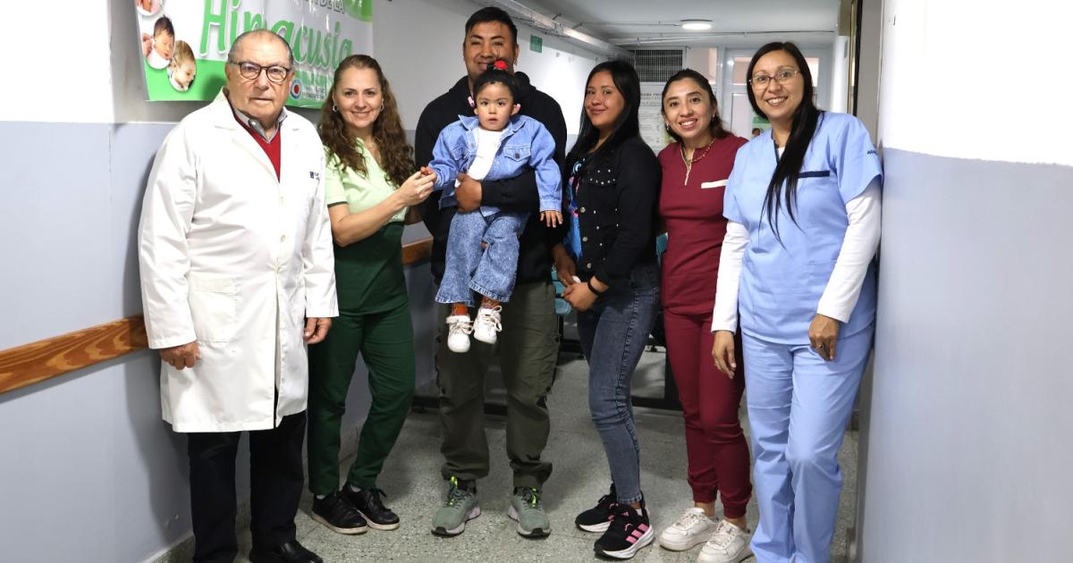 Santiago realizoacute por primera vez la habilitacioacuten auditiva con vincha de conduccioacuten oacutesea