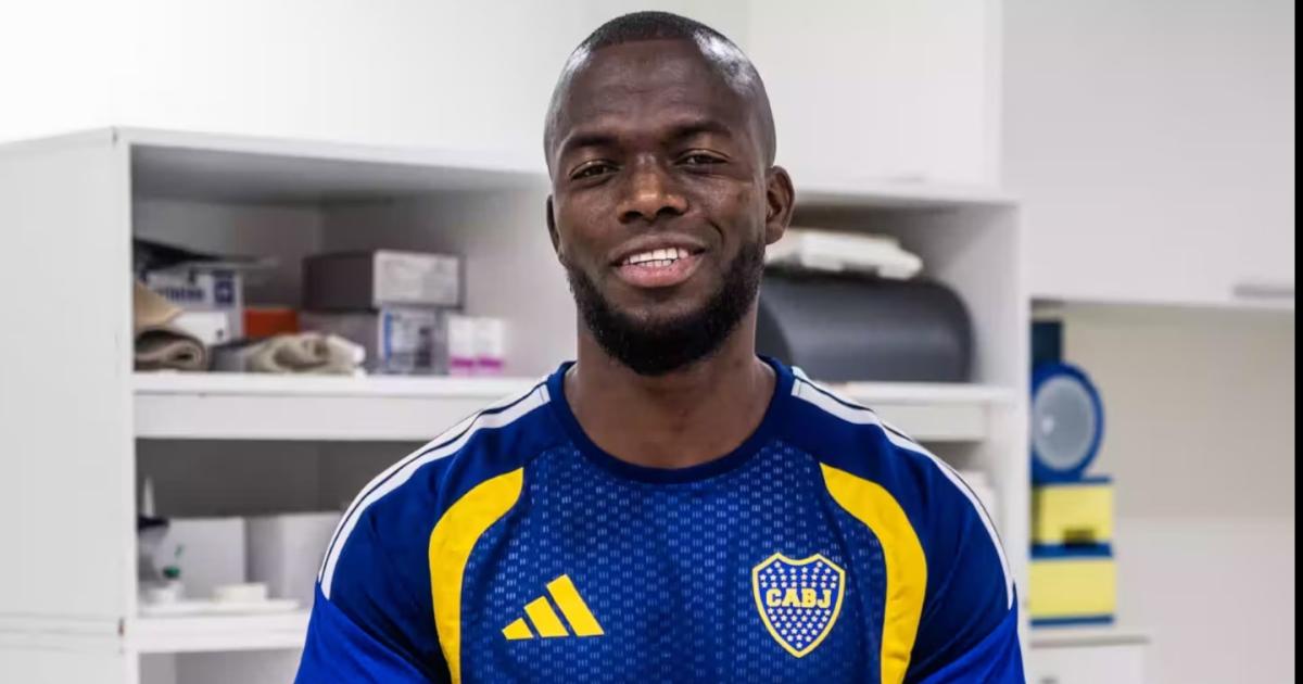 Boca hizo oficial la llegada de Eacutenner Valencia- firmoacute hasta 2027 y ya entrena bajo las oacuterdenes del Vasco Arruabarrena
