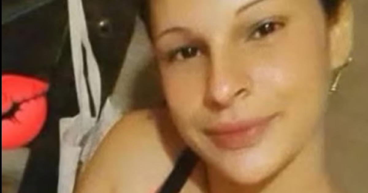 Femicidio en Lujaacuten- un hombre matoacute a puntildealadas a su pareja frente a sus tres hijos