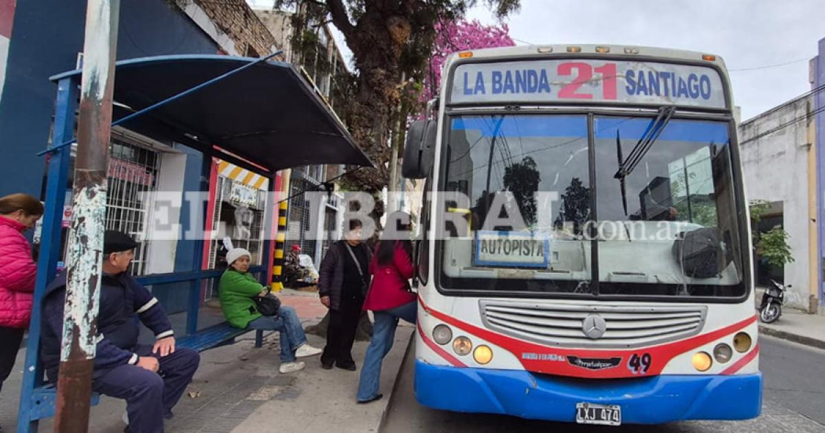 Se normaliza el servicio de la Liacutenea 21 tras levantarse el paro de choferes