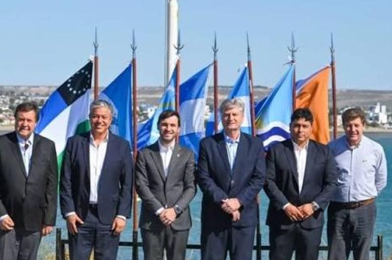 Gobernadores de regiones friacuteas le marcan la cancha a Javier Milei