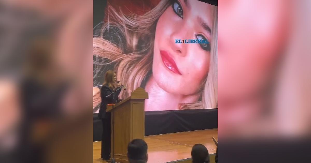 VIacuteDEO El emotivo homenaje de la Caacutemara de Comercio a Sofiacutea Cantizano