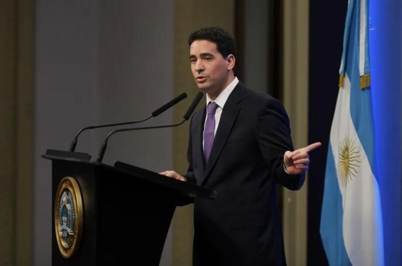 Ravier admitioacute que se desviacutean fondos de rutas para el equilibrio fiscal
