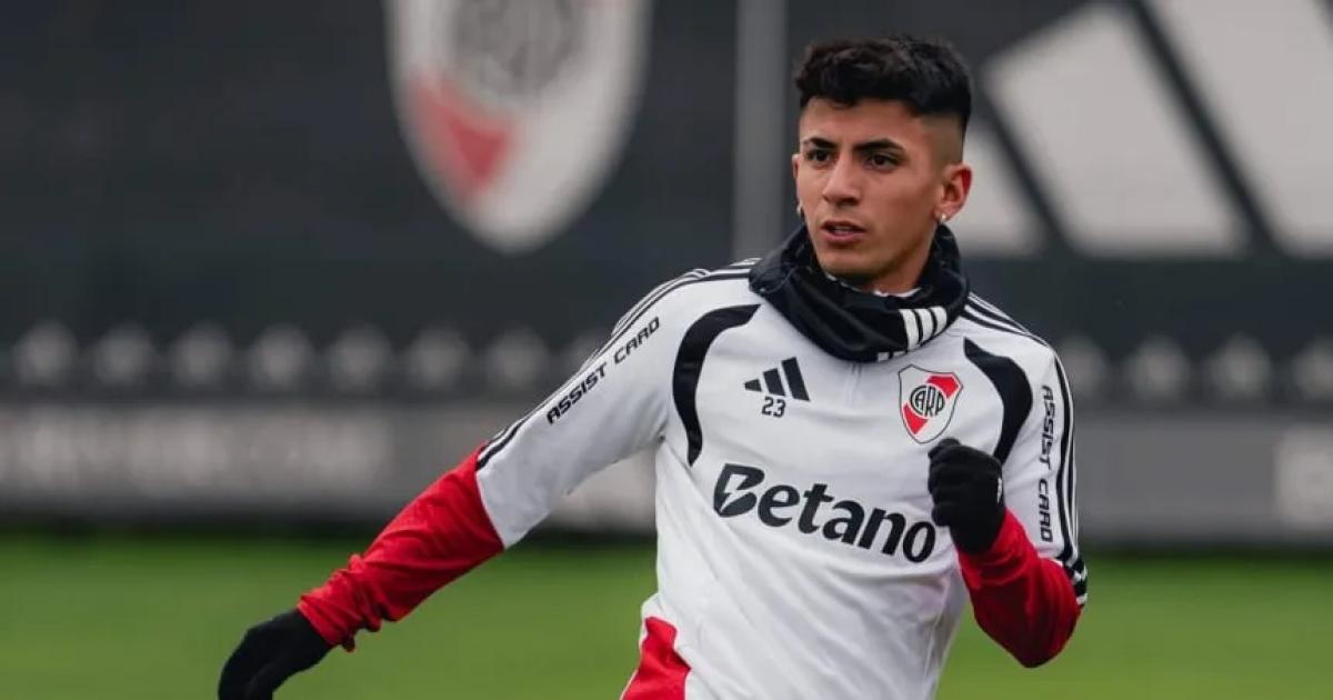 Cuaacutendo debuta Thiago Almada en River- el plan que tiene preparado el Chacho Coudet