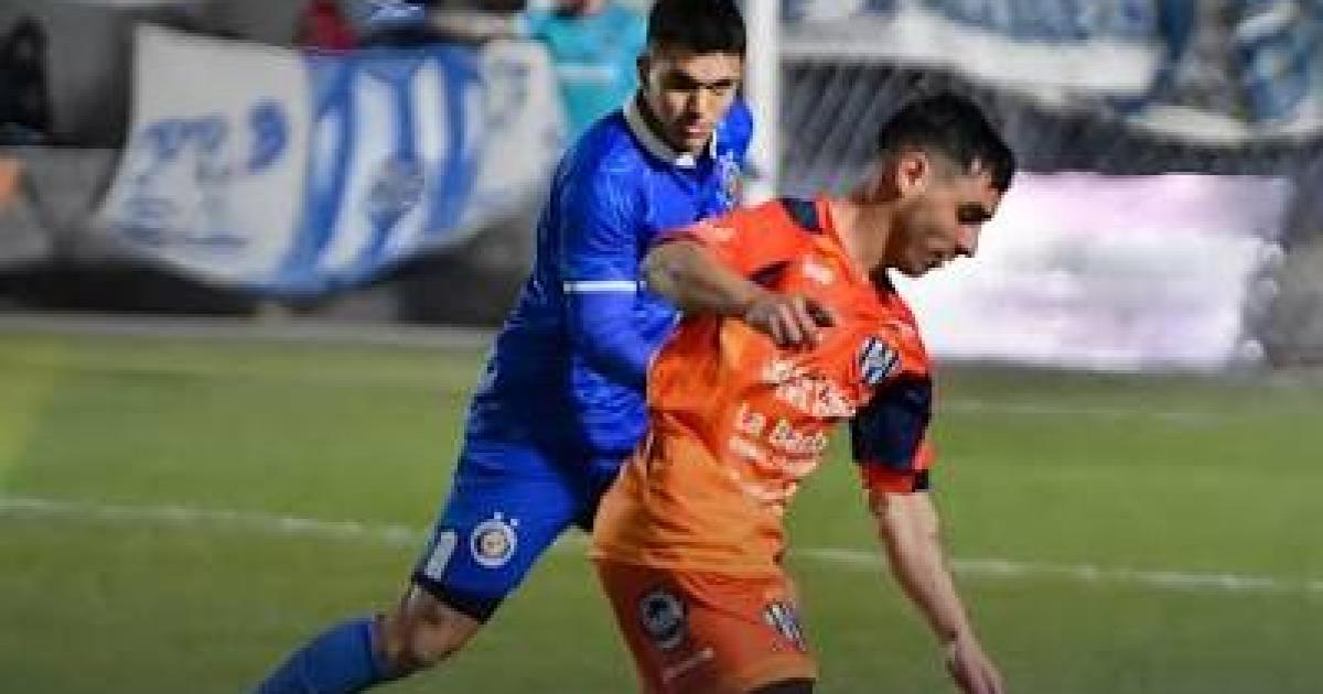 Sarmiento empatoacute sin goles ante Sol de Ameacuterica 