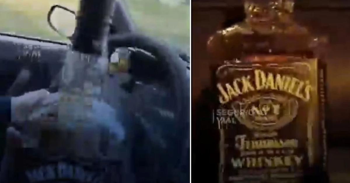 VIDEO Locura al volante- se filmaron mientras tomaban whisky y manejaban a alta velocidad por la ruta