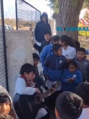 El folklore sigue vivo en las nuevas generaciones con Lichi del Monte