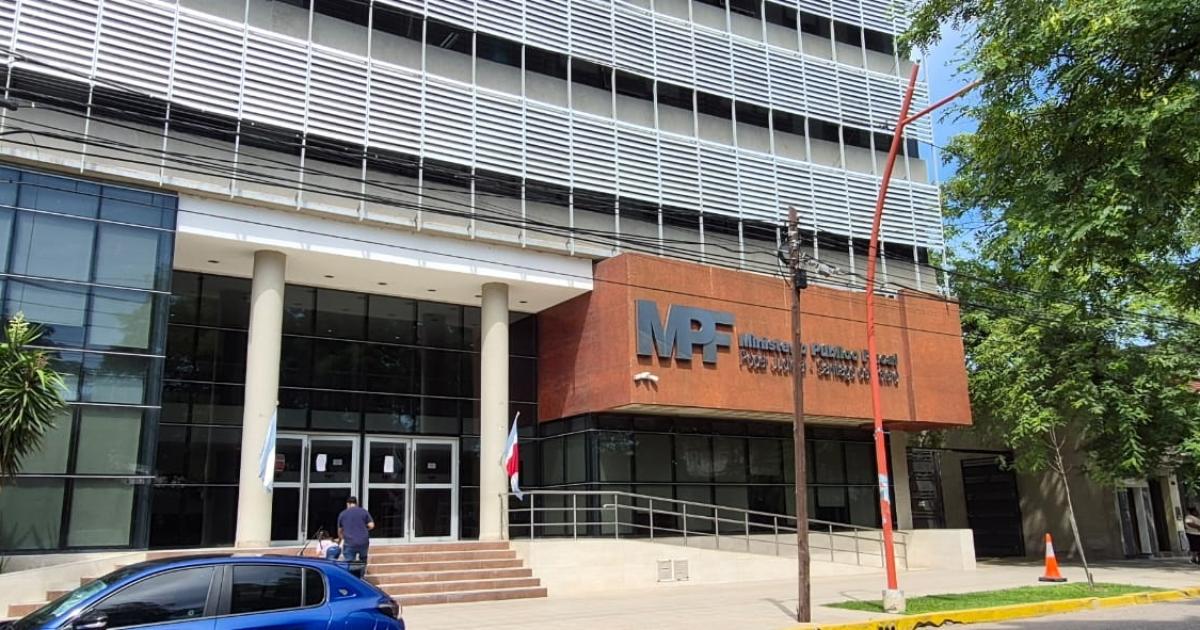LABORATORIO La presentación ya ingresó en la Fiscalía ayer y ahora aguardan a la denunciante