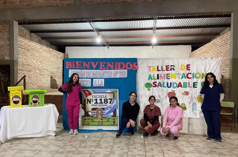 Futuras meacutedicas se destacan en el Hospital de Monte Quemado