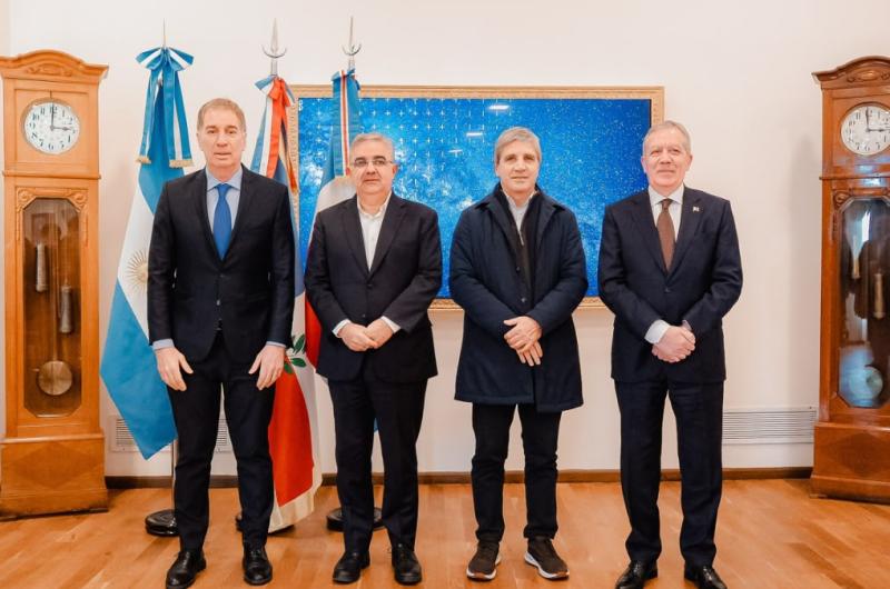 Anunciaron la adjudicacioacuten de la obra del Acueducto Bi Provincial Catamarca #150 Santiago del Estero que beneficiaraacute a maacutes de 40000 habitantes del oeste santiaguentildeo