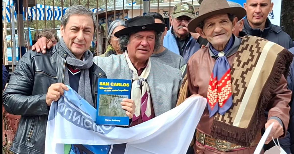 Silva Neder encabezoacute en herrera la apertura del 12deg encuentro latinoamericano de payadores