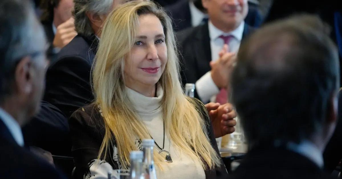 Visita histoacuterica del Papa Leoacuten XIV- Karina Milei encabeza la reunioacuten inicial para organizar su llegada a la Argentina