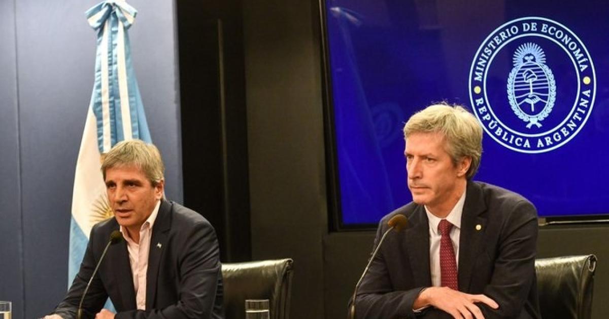 El Gobierno coordina al Tesoro y al Banco Central para contener al doacutelar y evitar que supere los 1500