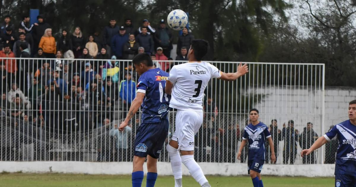 Veacutelez de San Ramoacuten y Los Andes se bajaron del Regional Federal Amateur