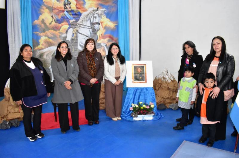 Con emotividad y fervor patrioacutetico Fernaacutendez homenajeoacute al General Joseacute de San Martiacuten