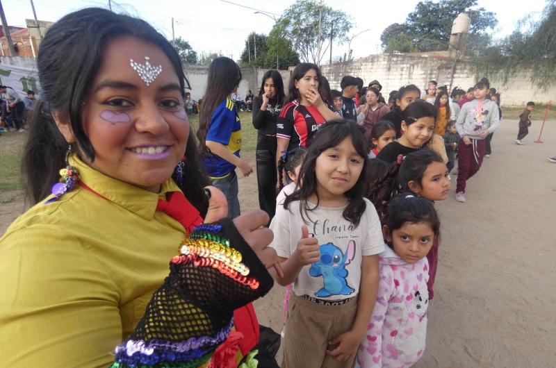 El Diacutea del Nintildeo se disfrutoacute en barrios de la Ciudad de la Amistad