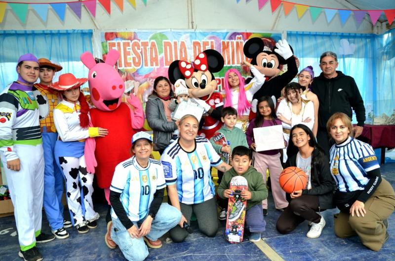 CELEBRACIOacuteN DEL DIacuteA DEL NINtildeO EN SANTIAGO
