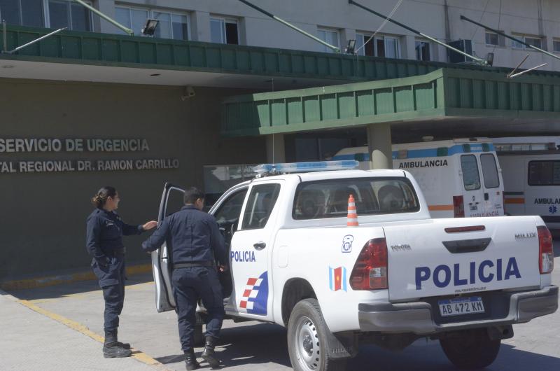MÉDICOS Y ALOJAMIENTO- Primero Villarroya fue asistida por los profesionales en el Hospital Regional Después ha sido alojada en un organismo policial en la zona sur
