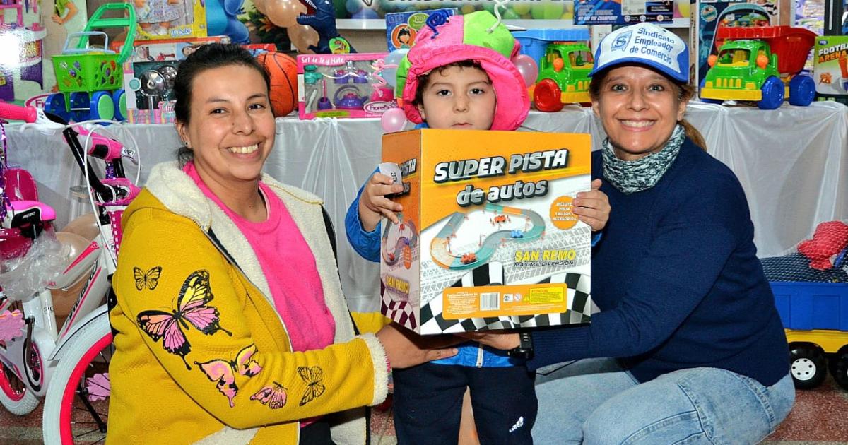 CELEBRACIOacuteN DEL DIacuteA DEL NINtildeO EN SANTIAGO