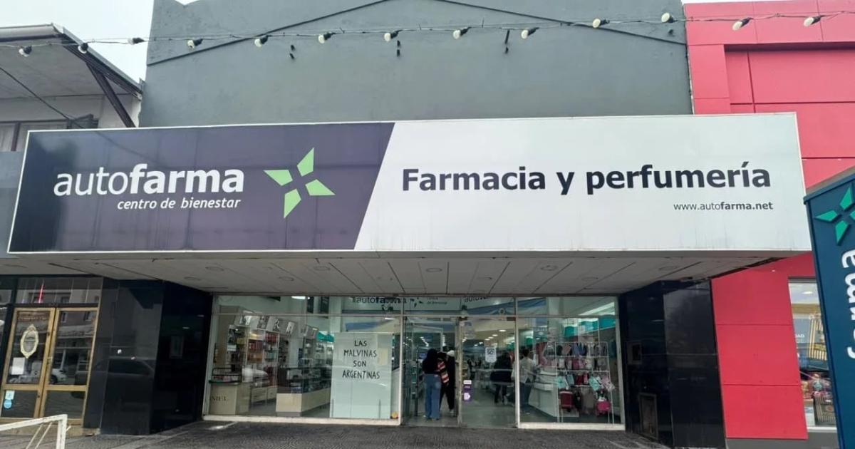Cierra red de farmacias en la Patagonia y despide a plantel de 200 empleados