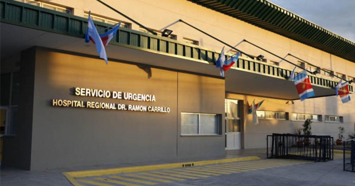 Violenta pelea familiar- un hombre golpeoacute a su hijo en la cabeza con un cantildeo