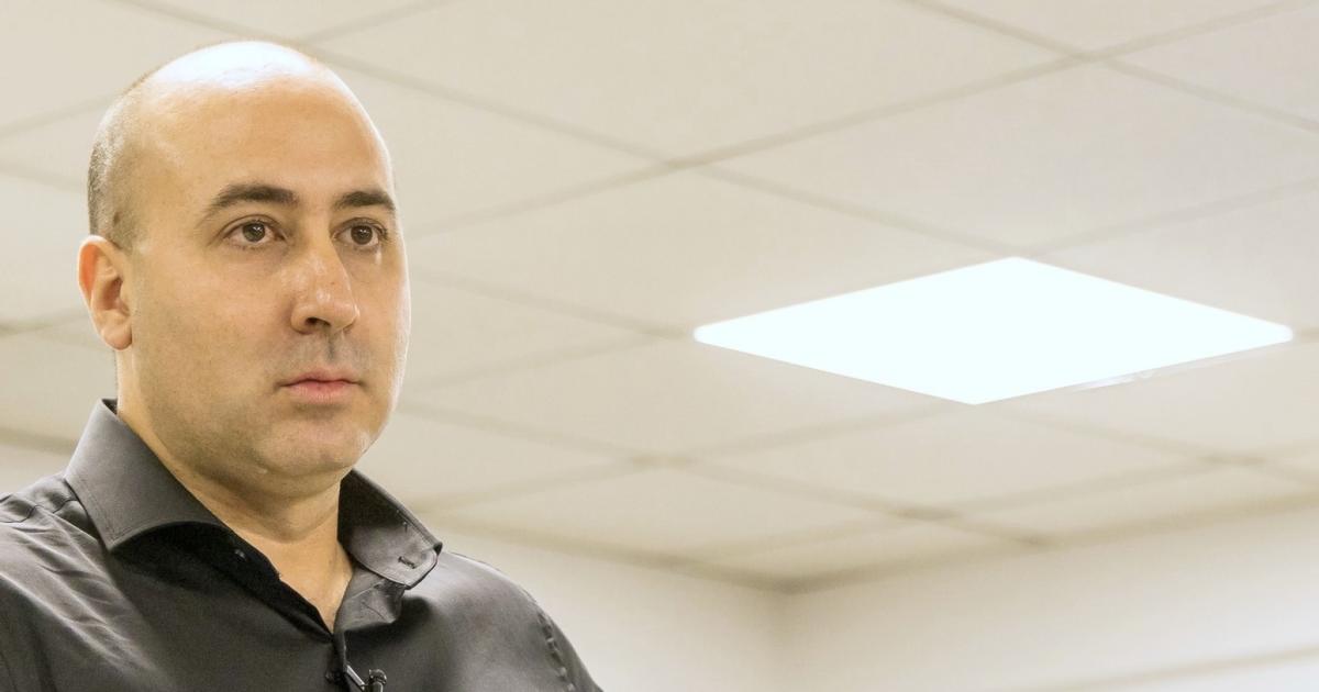 Solo quiero ver a mis hijos- Cerimedo rompioacute en llanto y habloacute por primera vez con la prensa