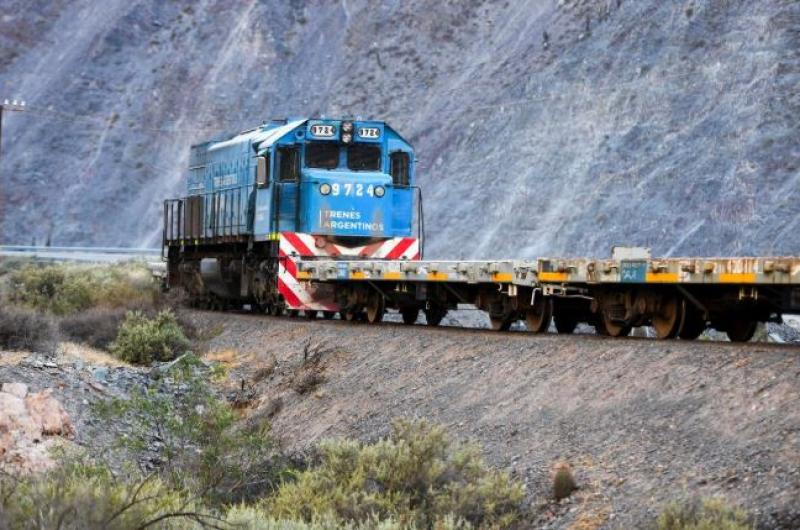 Un tren del Belgrano Cargas en su paso por Salta (Foto- REUTERSRodrigo ValleFile Photo)