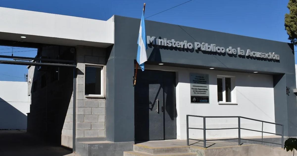 Tres presos por utilizar a una menor de 15 antildeos para comercializar drogas