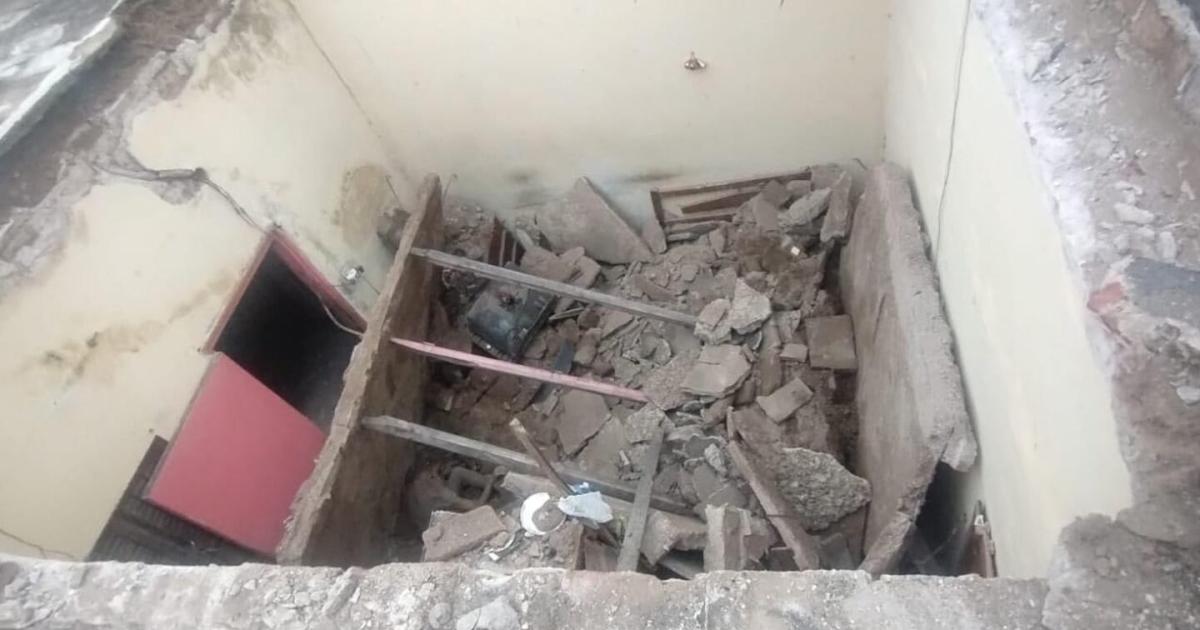 Se derrumboacute la losa de un pasillo de una casa y de milagro no hubo heridos