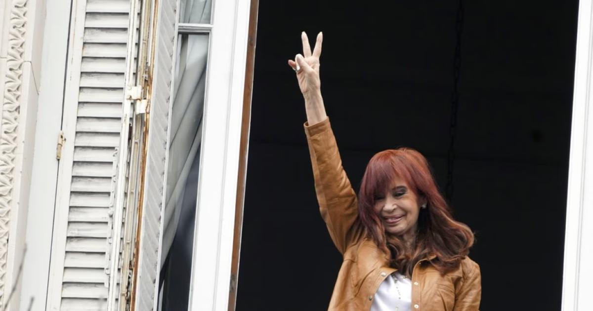ANSES restituyoacute en forma provisoria la liquidacioacuten de la pensioacuten a Cristina Kirchner de 16000000