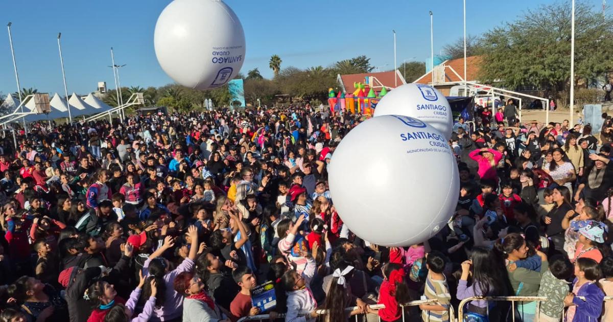 Asiacute se vivioacute la gran fiesta del Diacutea del Nintildeo en el Parque Sur