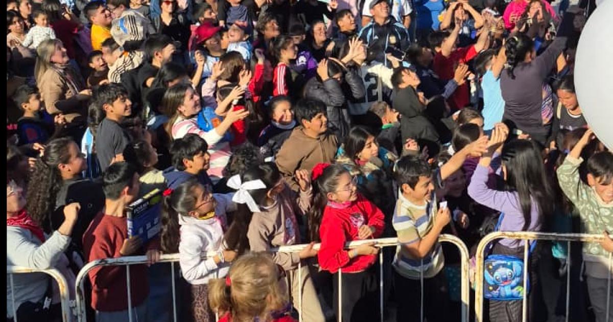 Asiacute se vivioacute la gran fiesta del Diacutea del Nintildeo en el Parque Sur