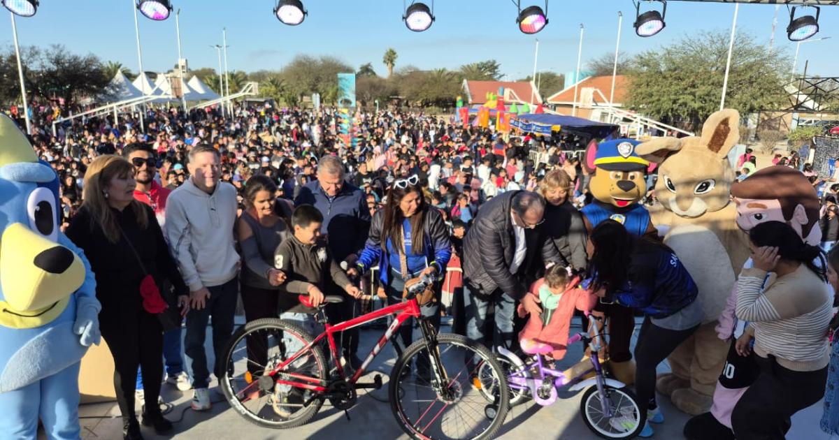 Asiacute se vivioacute la gran fiesta del Diacutea del Nintildeo en el Parque Sur