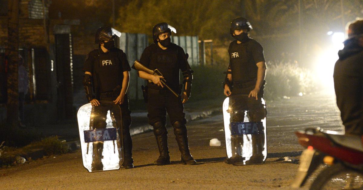 ALLANAMIENTOS- La policía realizó varias redadas Secuestró drogas dinero y balanzas La denuncia fue interpuesta tres meses antes