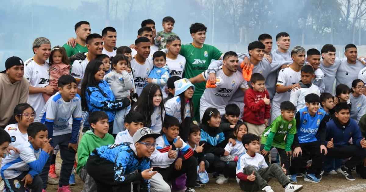Central Argentino empatoacute ante Veacutelez y se consagroacute campeoacuten del Torneo Anual