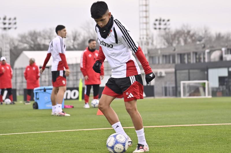 PRESENTE River est� en la zona baja de la tabla de su zona y necesita revalidar su victoria del domingo pasado frente a Argentinos